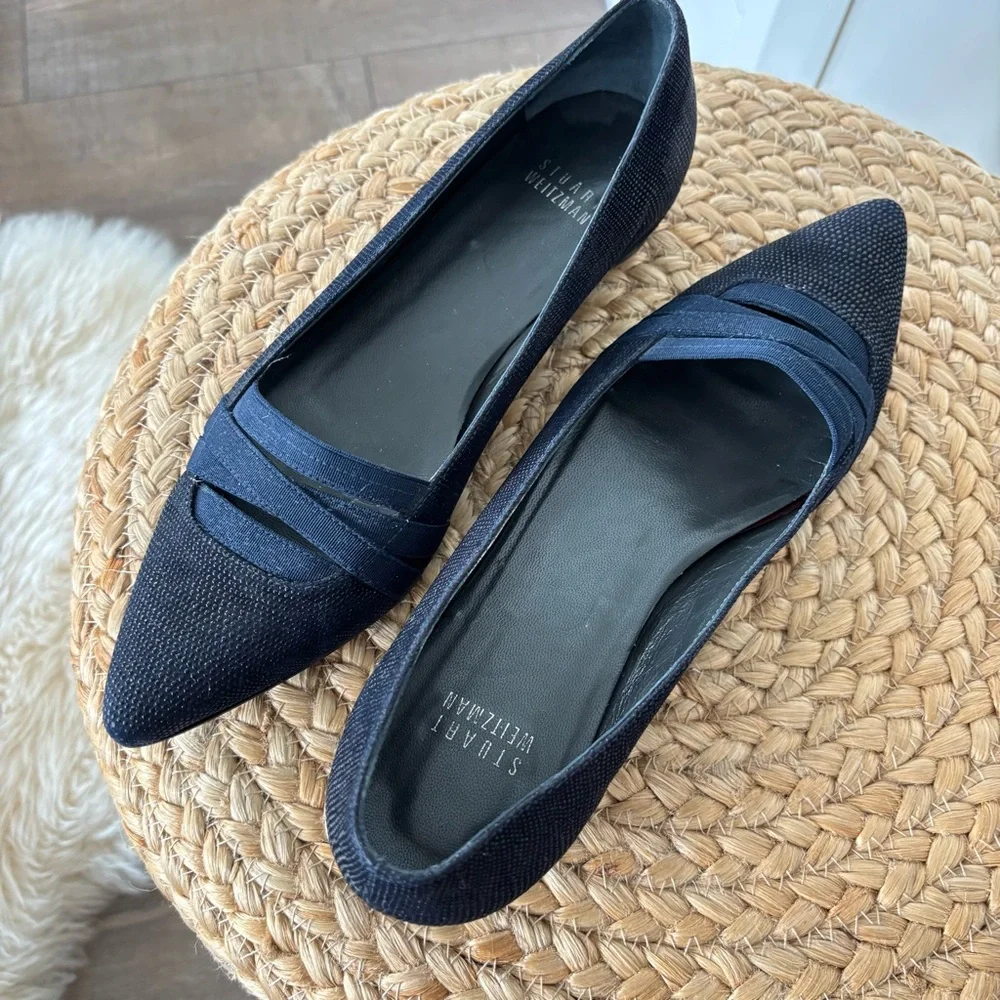 Stuart Weitzman Navy Black Pointed Toe Flats Size 6